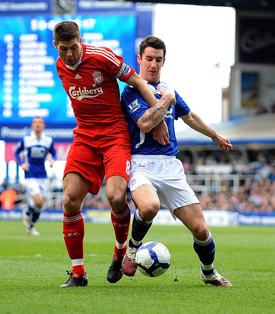 与他之间的 与他之间的